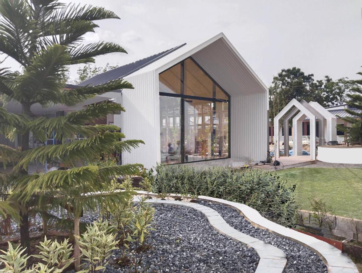 Jb Grand Resort Nakhon Si Thammarat Exterior photo