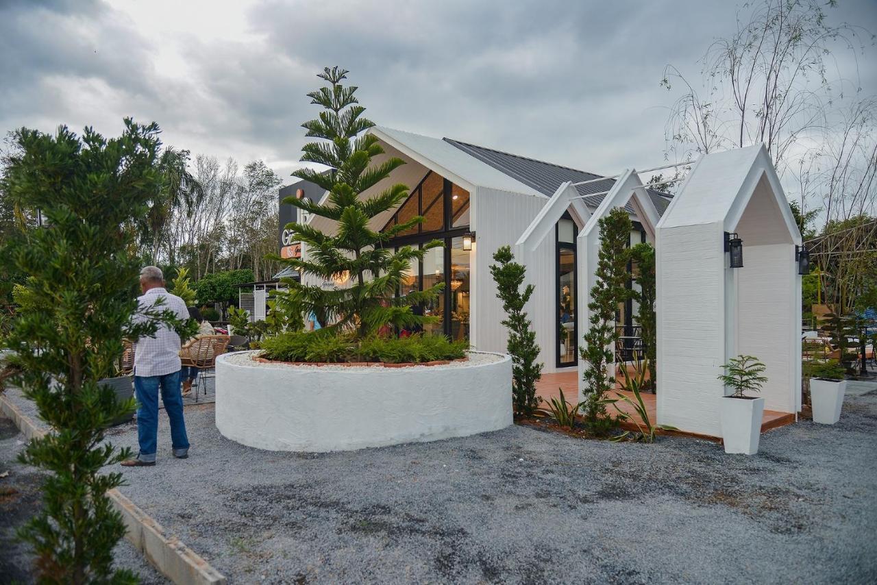 Jb Grand Resort Nakhon Si Thammarat Exterior photo