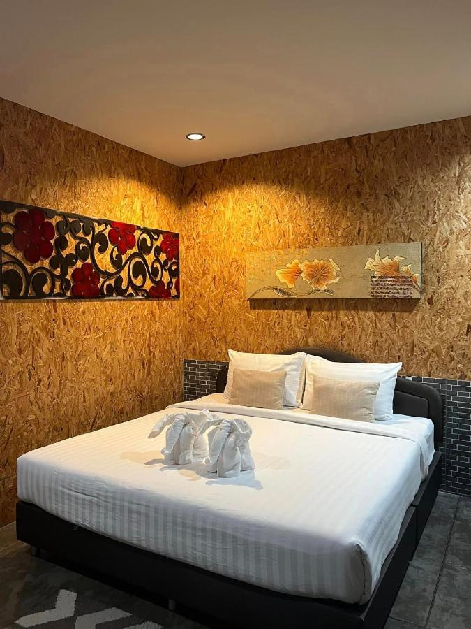 Jb Grand Resort Nakhon Si Thammarat Exterior photo
